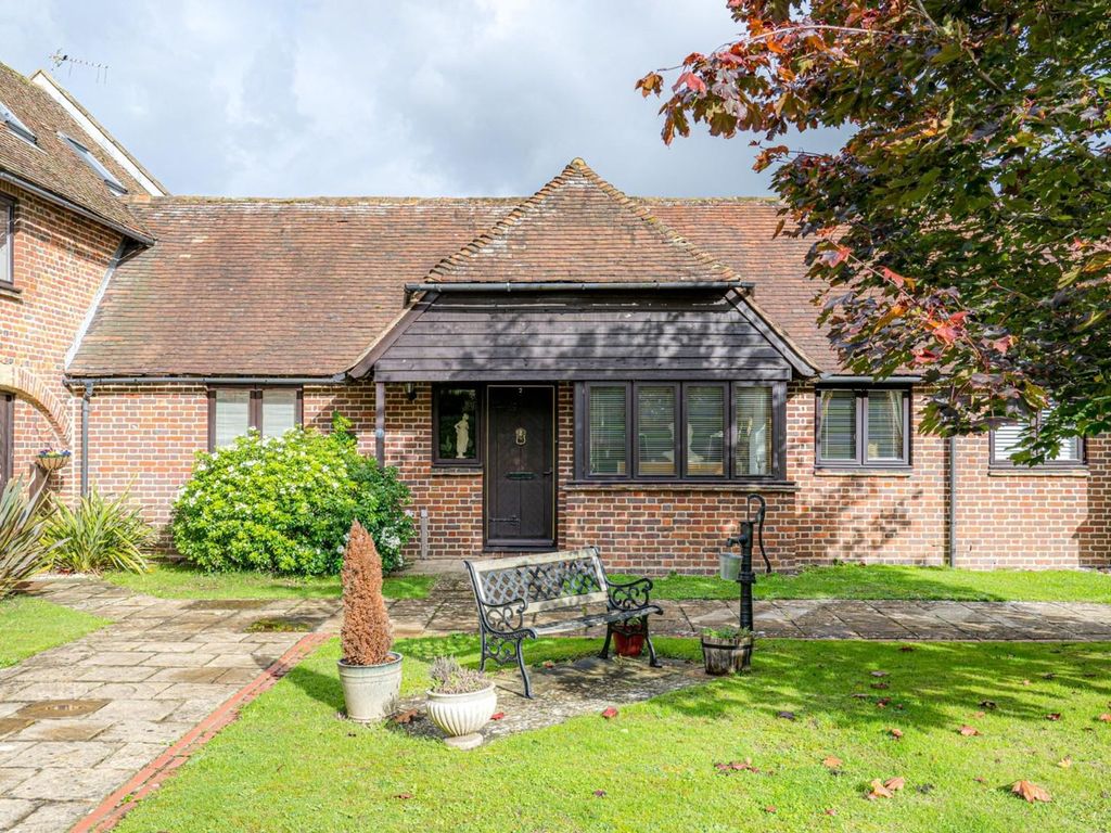 1 bed terraced bungalow for sale in Main Road, Sellindge TN25 - Zoopla