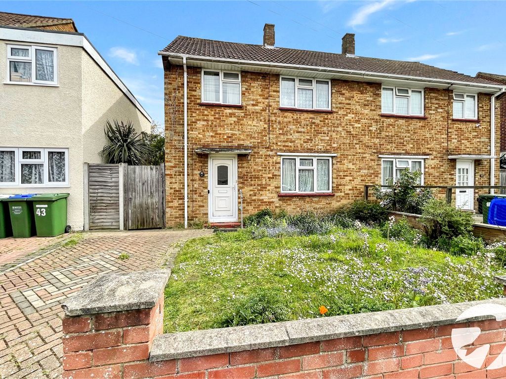 3 bed semidetached house for sale in Hadlow Road, Welling, Kent DA16