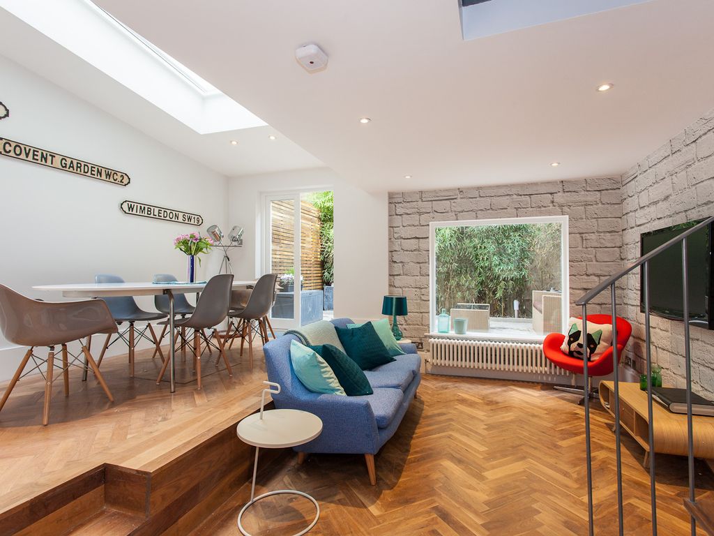 2 bed flat for sale in Tavistock Road, London W11, £900,000 Zoopla