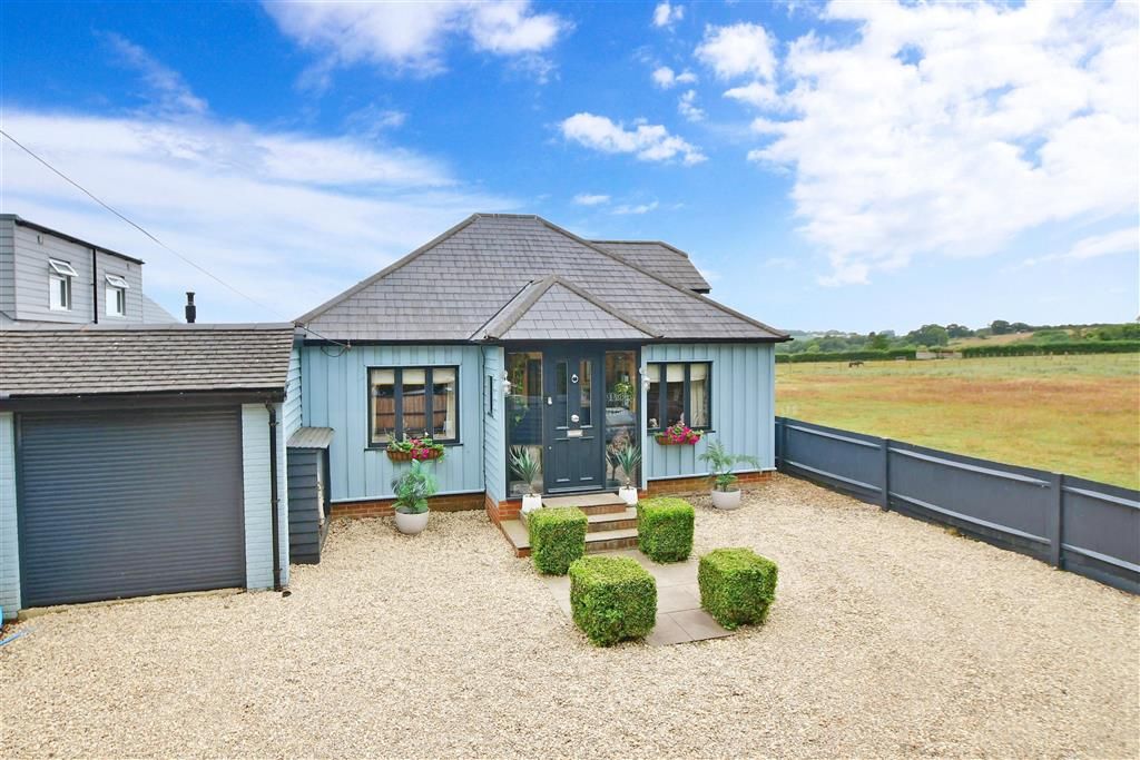 4 bed detached house for sale in Rose Lane, Lenham Heath, Maidstone