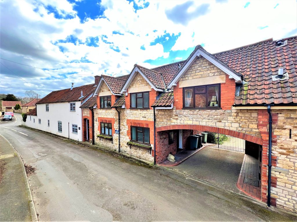 3 bed detached house for sale in Washdyke Lane, Fulbeck NG32 Zoopla