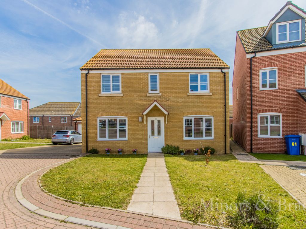 4 bed detached house for sale in Hunton Road, Oulton, Lowestoft NR32 Zoopla