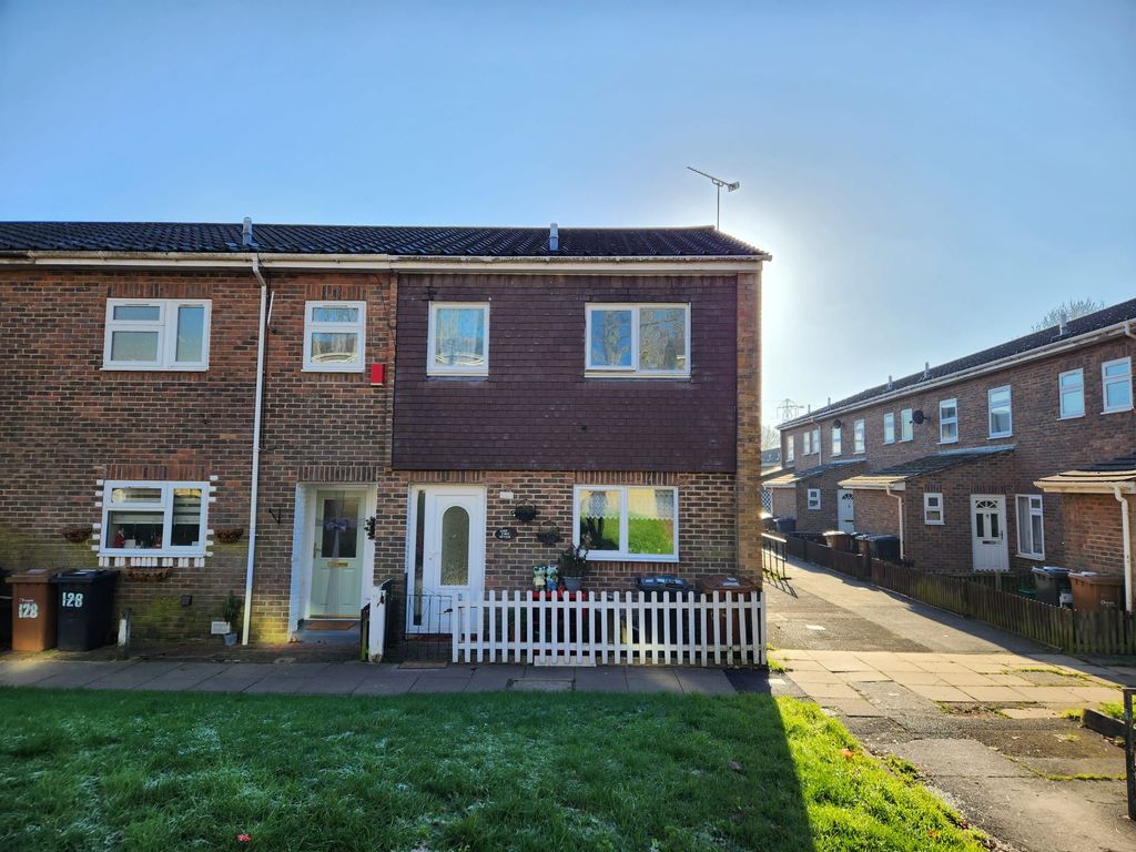 3 bed end terrace house for sale in Camelot Close, Andover SP10 Zoopla