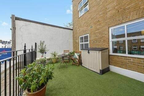 Gladstone Place, London E3  