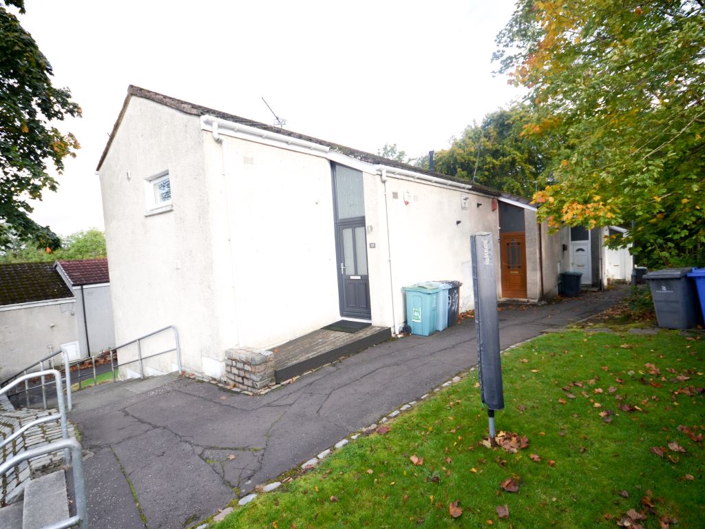 2 bed end terrace house for sale in Arran Drive, Cumbernauld G67, £