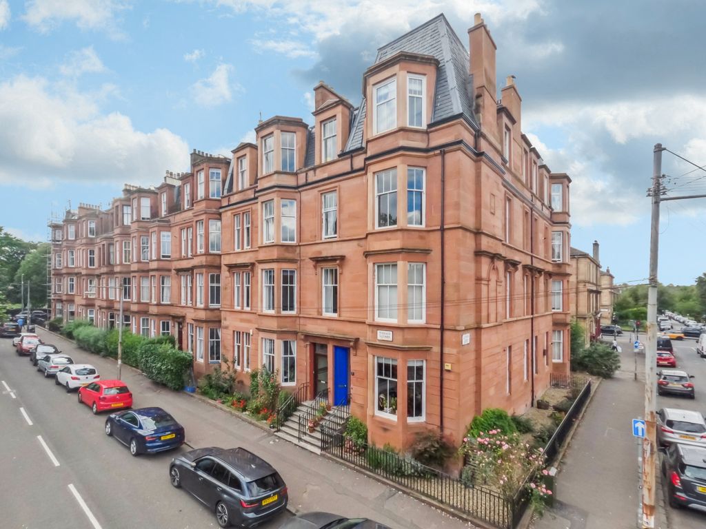 Niddrie Square, Queens Park, Glasgow G42  