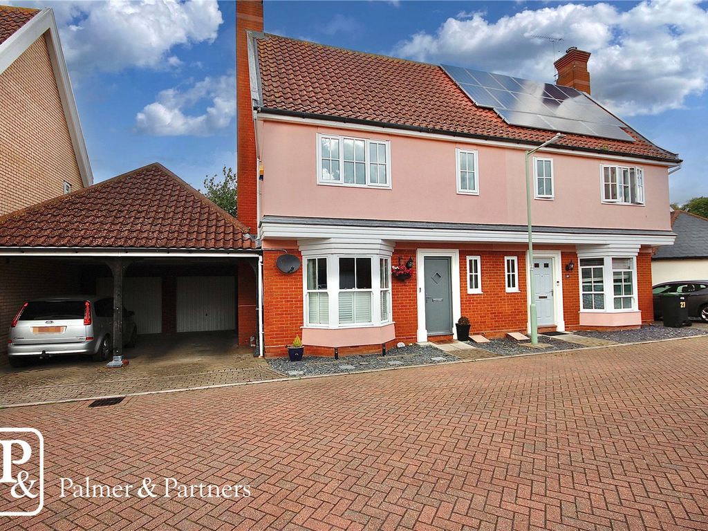 3 bed semidetached house for sale in Hereford Drive, Claydon, Ipswich