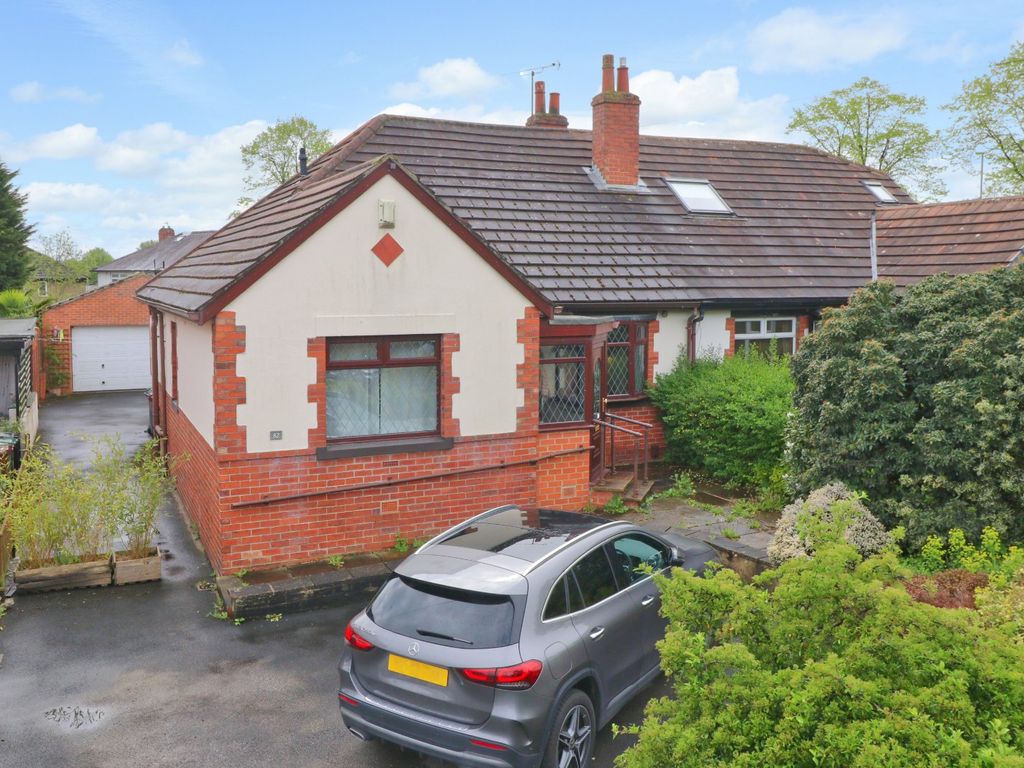 3 bed bungalow for sale in Broadgate Lane, Horsforth, Leeds, West