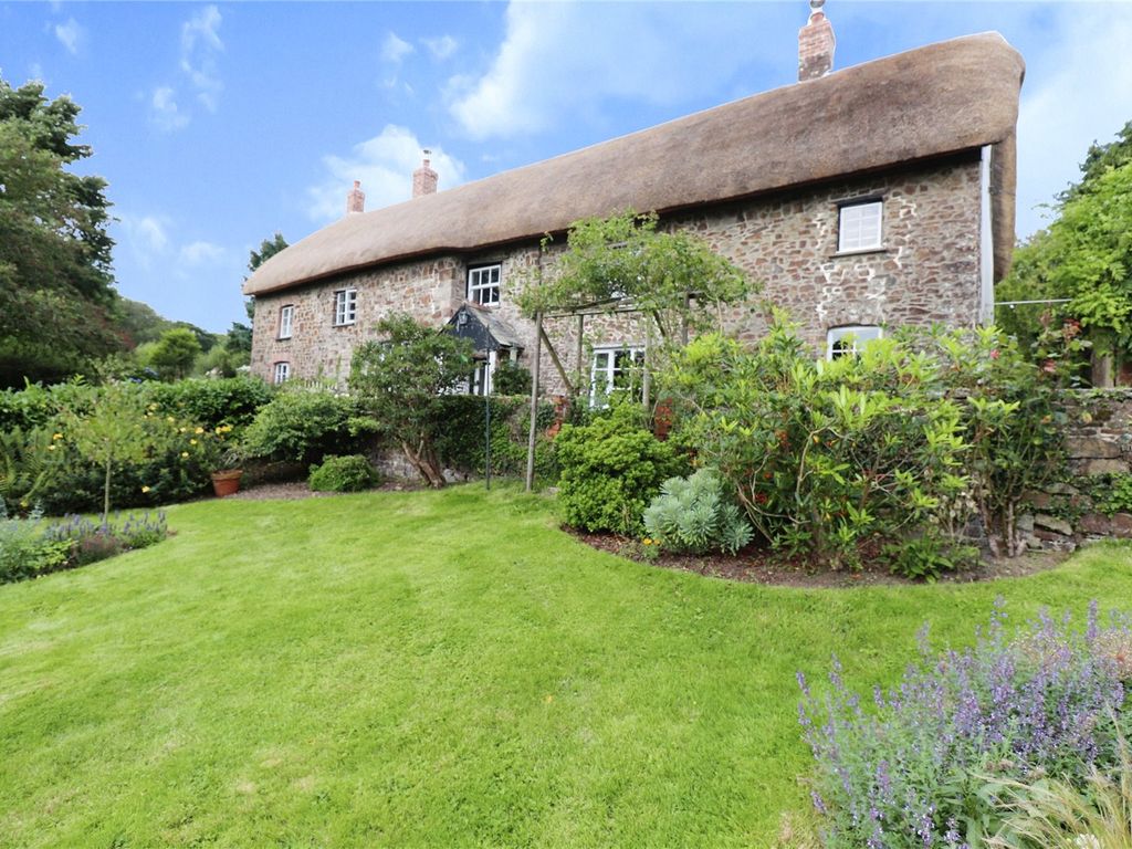 5 bed detached house for sale in Bradford, Holsworthy EX22, £750,000