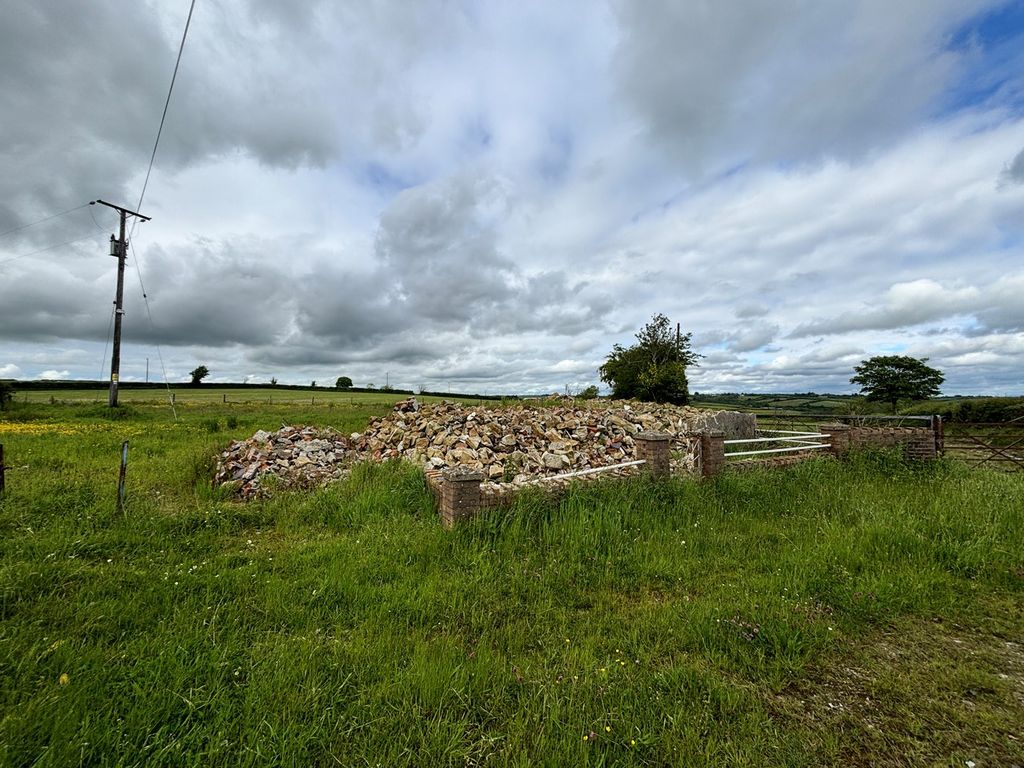 Detached house for sale in Talog, Carmarthen SA33, £250,000 Zoopla