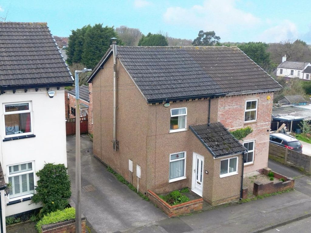 3 bed semidetached house for sale in Gresley Wood Road, Swadlincote