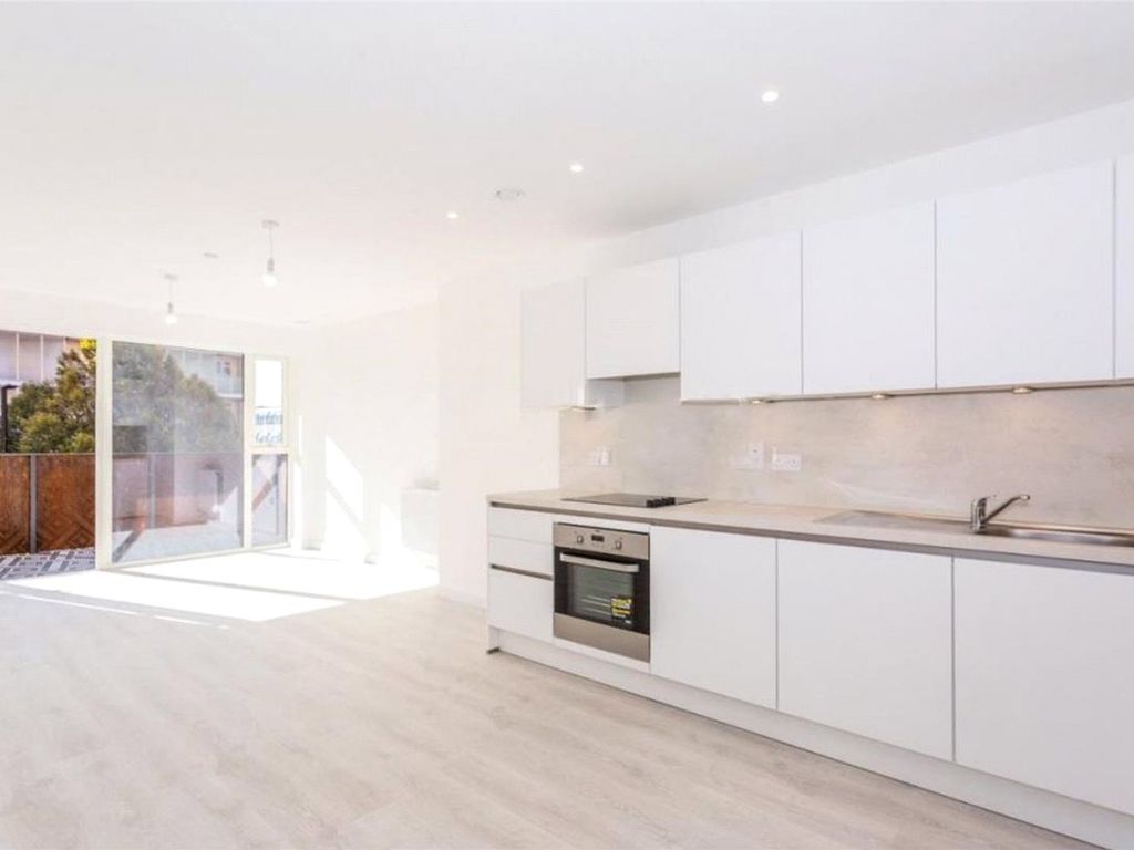2 bed flat to rent in Garraway Apartments, East Acton Lane, London W3