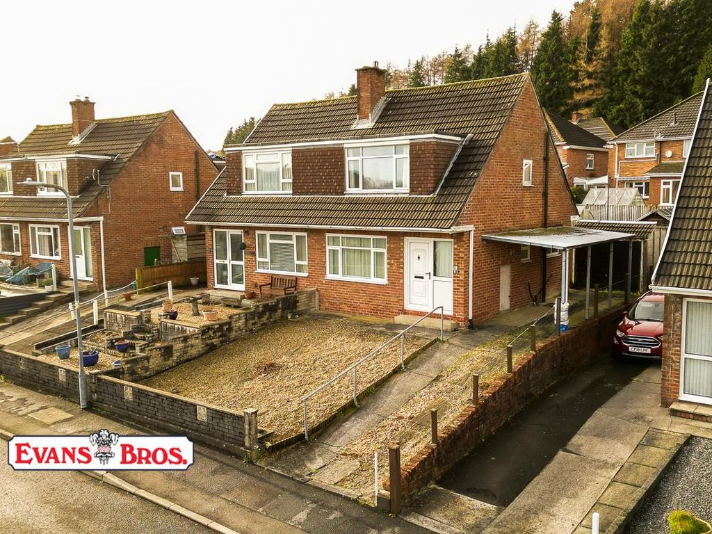 3 bed property for sale in Nash Avenue, Carmarthen SA31, £125,000 Zoopla