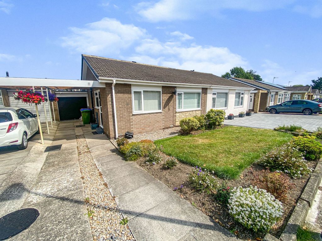 2 bed bungalow for sale in Morwick Close, Cramlington NE23 Zoopla