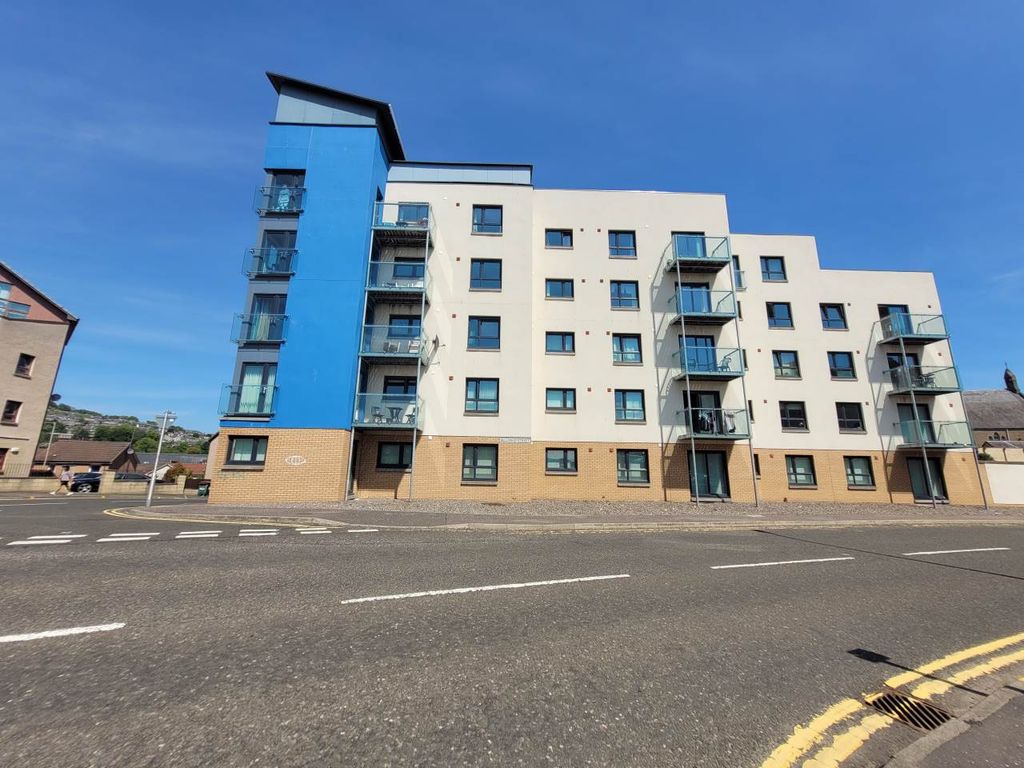 2 bed flat to rent in Bellfield Street, Dundee DD1 Zoopla
