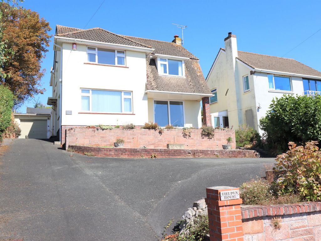 4 bed detached house for sale in Lower Penns Road, Preston, Paignton