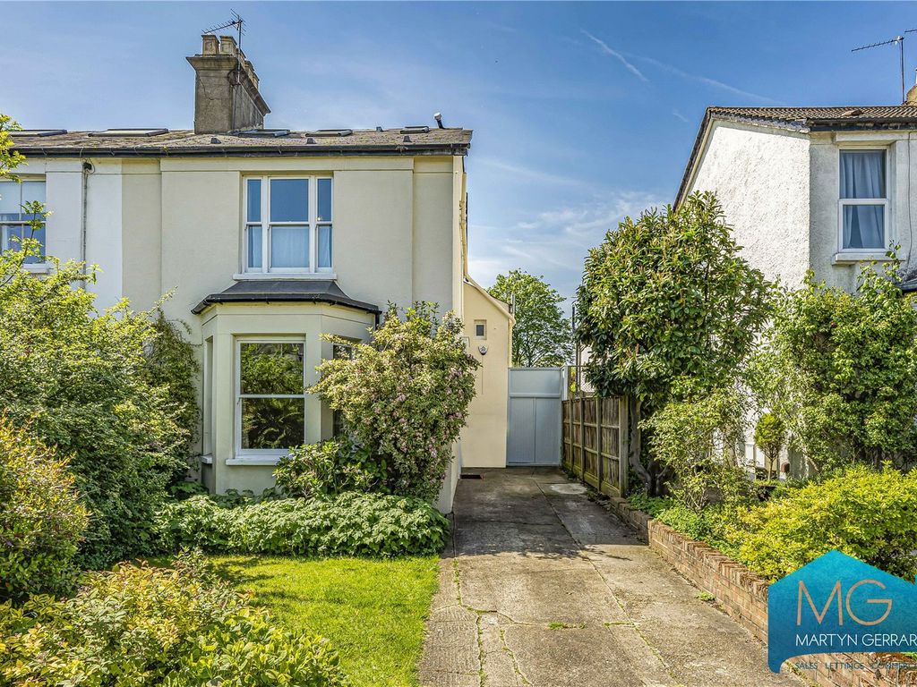 4 bed end terrace house for sale in Long Lane, East Finchley, London N2, £1,100,000 Zoopla