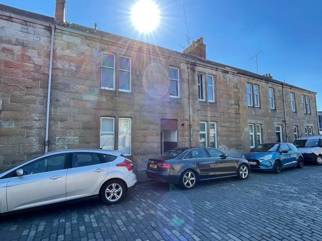 3 bed flat for sale in Station Road, Kilsyth, Glasgow G65 Zoopla