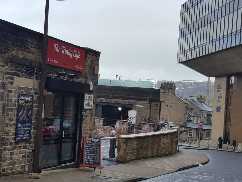 Trinity Road, Halifax HX1  