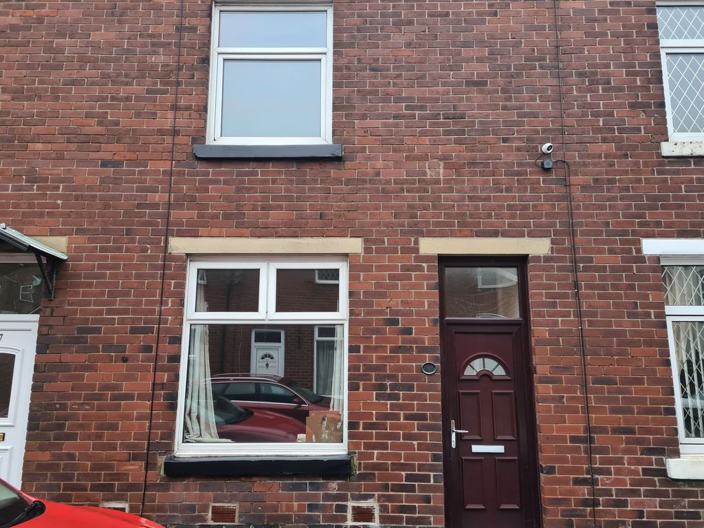 2 bed terraced house to rent in Barlow Street, Heywood OL10 Zoopla