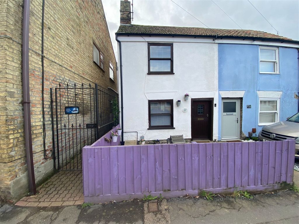 2 bed semidetached house for sale in Church Street, Whittlesey