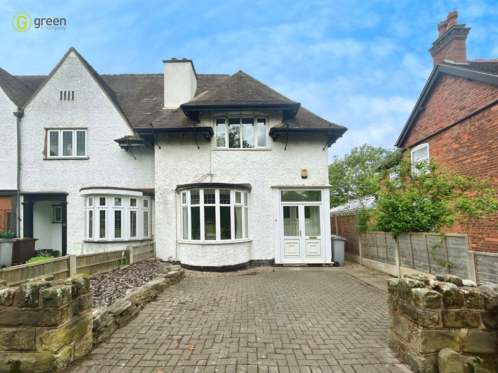 3 bed end terrace house for sale in The Green, Castle Bromwich