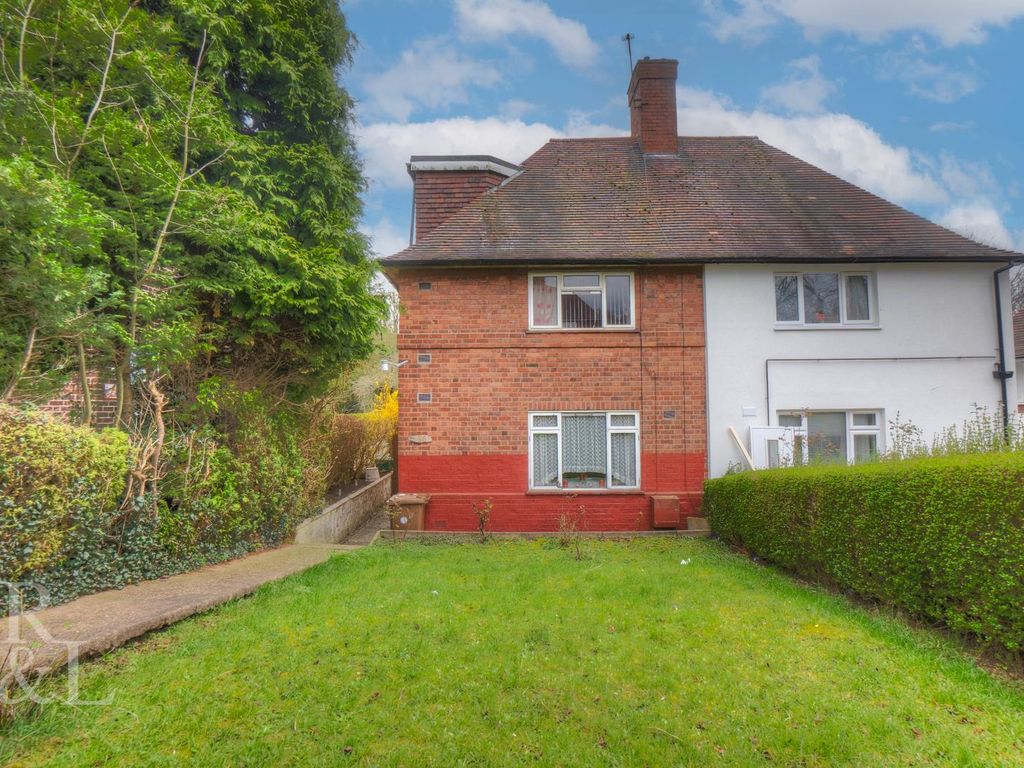 3 bed semidetached house for sale in Greenwood Road, Bakersfield