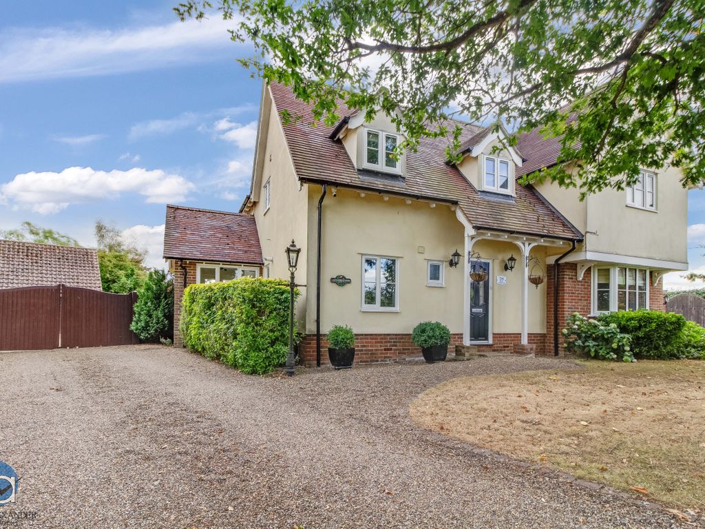 4 bed detached house for sale in Harrington Close, Tiptree, Colchester
