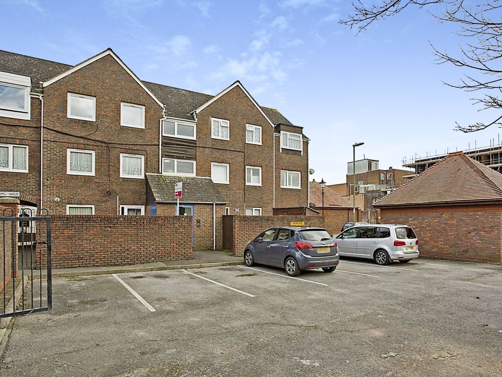2 bed flat for sale in Burnhams Walk, Gosport PO12 Zoopla