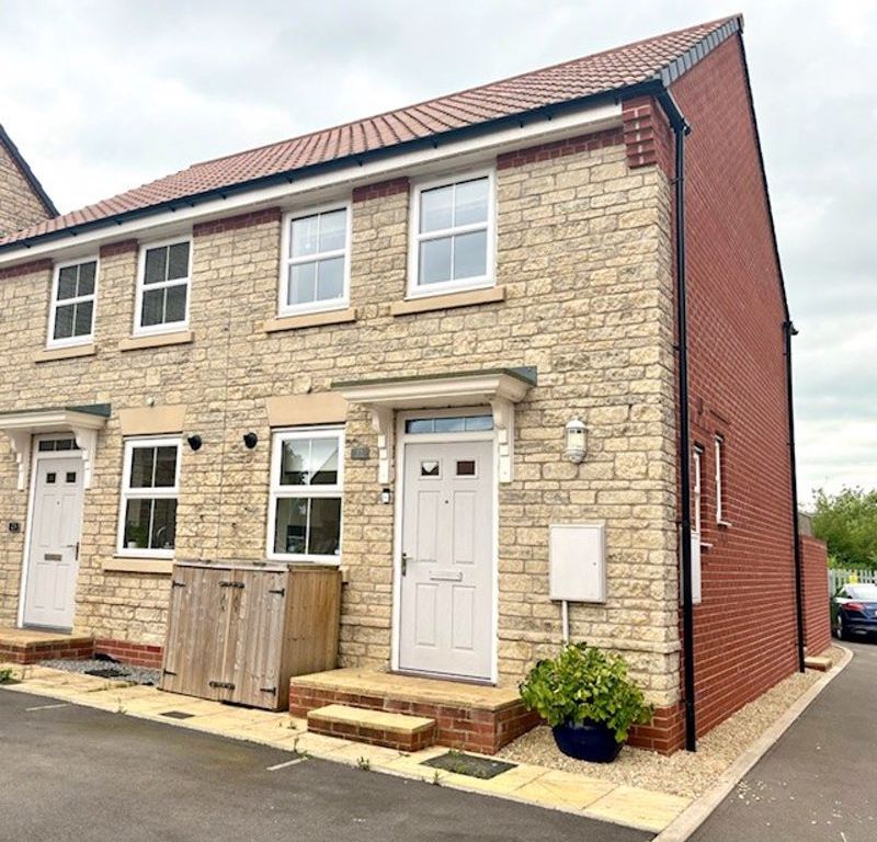 2 bed semidetached house to rent in Dew Way, Calne SN11, £1,100 pcm