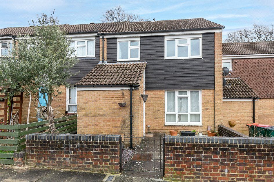 4 bed terraced house for sale in Reedings, Ifield, Crawley, West Sussex RH11 Zoopla