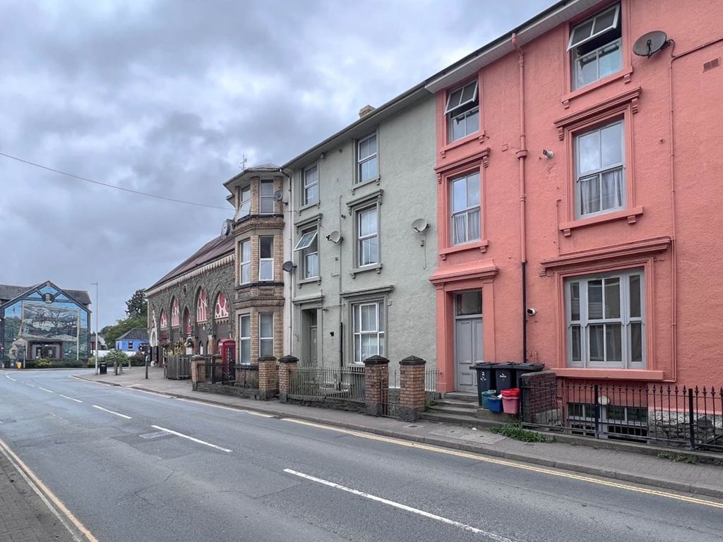 1 bed flat to rent in Castle Street, Builth Wells LD2, £400 pcm Zoopla