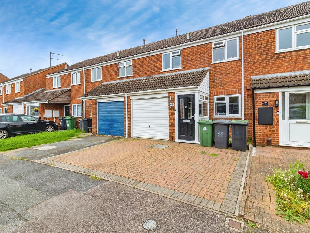 3 bed terraced house for sale in Fir Tree Close, Flitwick, Bedford MK45, £350,000 Zoopla