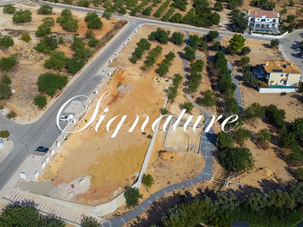 Land for sale in Santa Bárbara De Nexe, Faro, Pt, £2,737,278 Zoopla