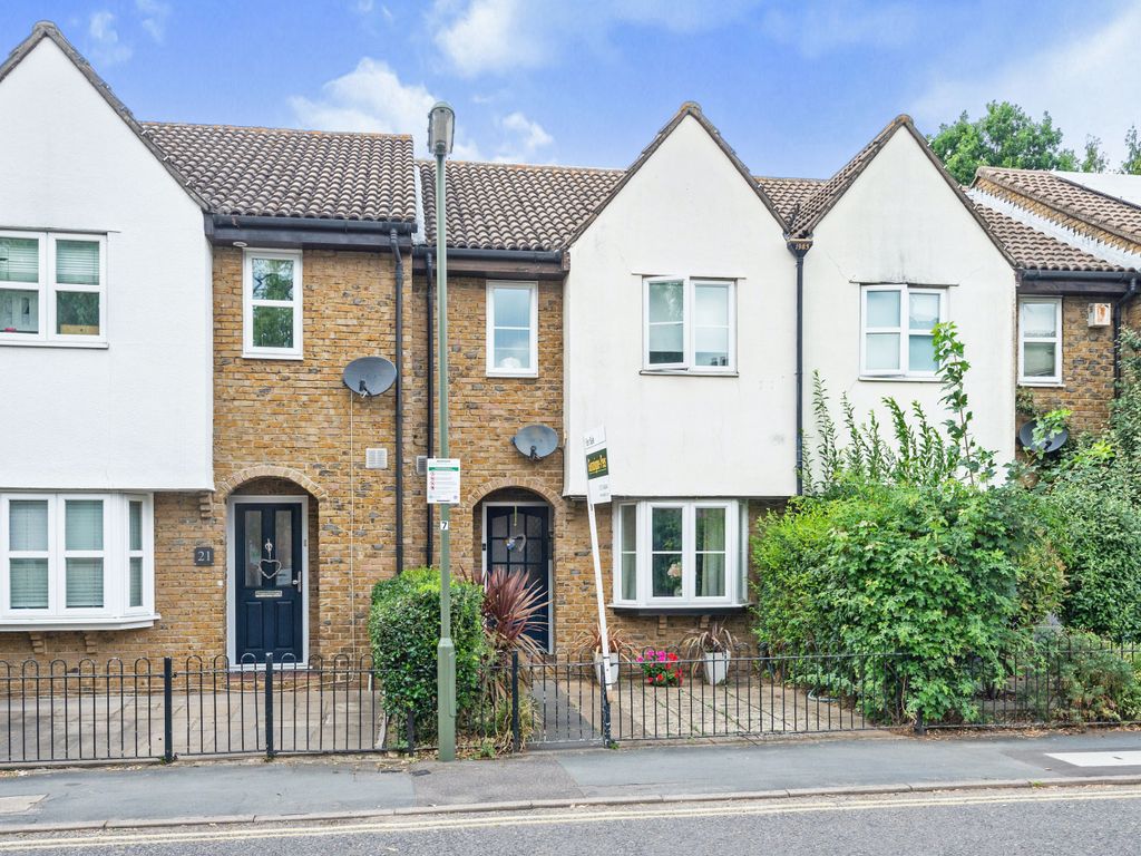 3 bed terraced house for sale in Churchfield Road, WaltonOnThames