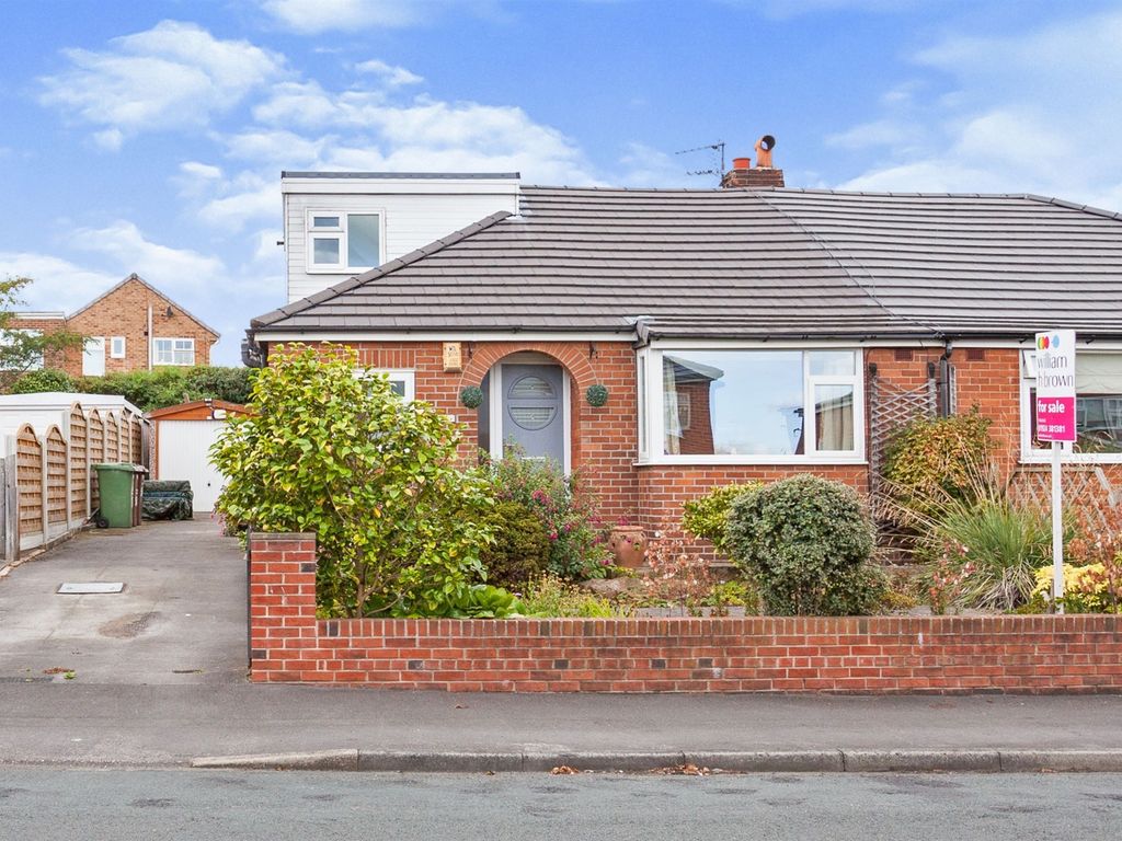 3 bed semidetached bungalow for sale in Gagewell Drive, Horbury