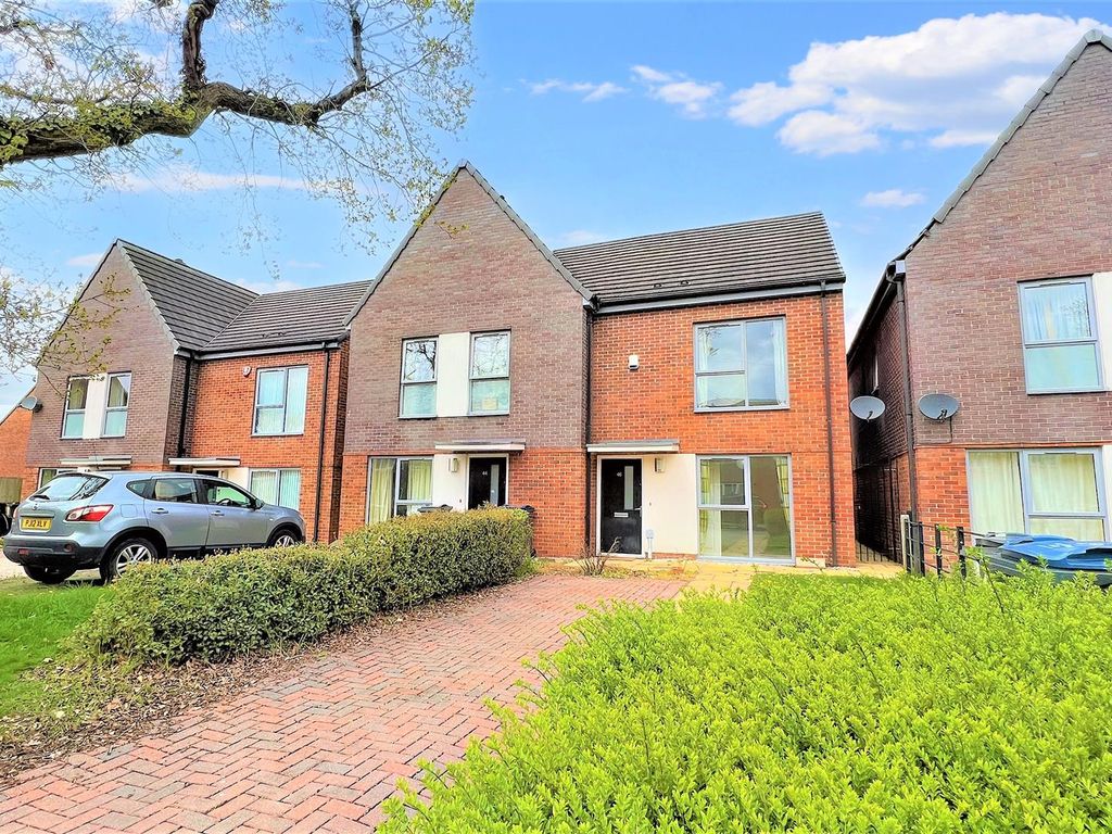 3 bed semidetached house for sale in Grange Farm Drive, Kings Norton