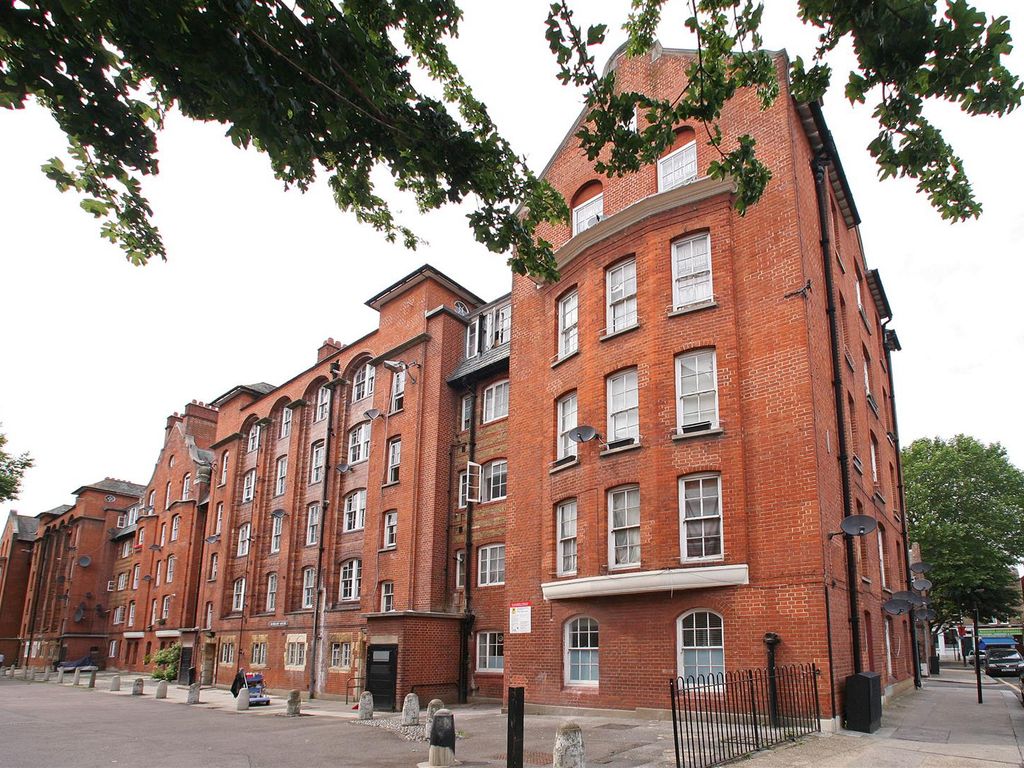 1 bed flat to rent in Swanfield Street, Shoreditch, London E2 Zoopla