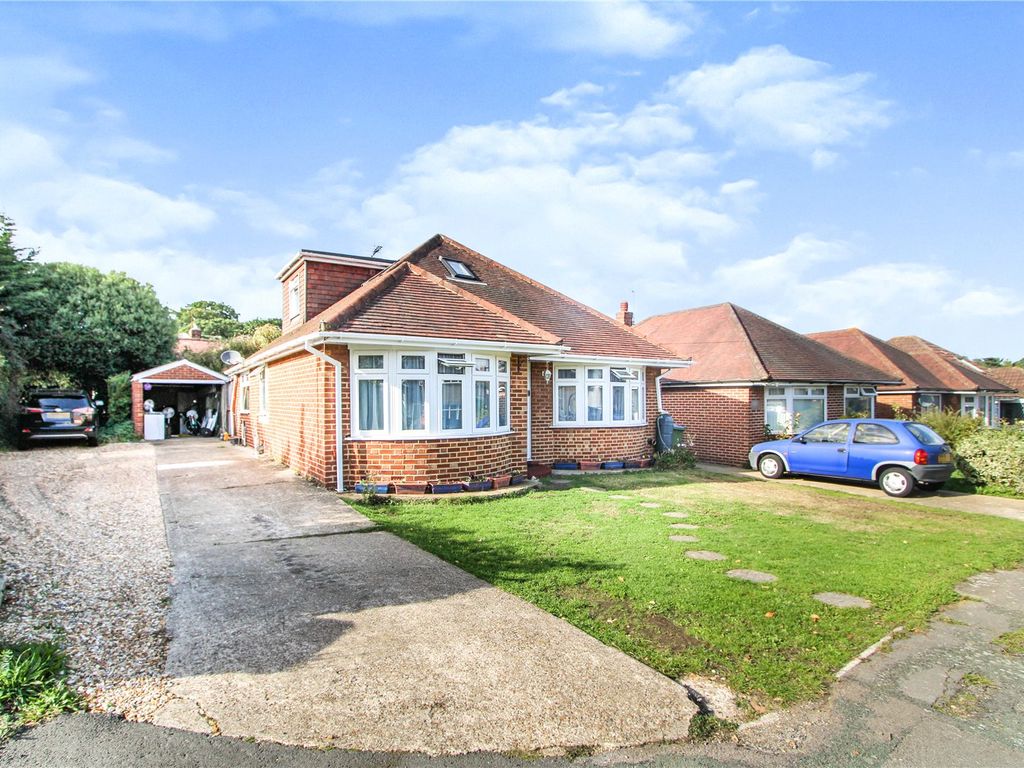 3 bed bungalow for sale in Archery Grove, Southampton, Hampshire SO19