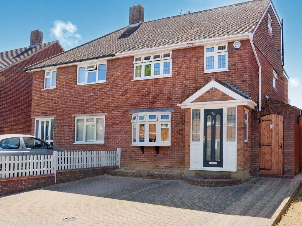 4 bed semidetached house for sale in Brow Crescent, Orpington BR5 Zoopla