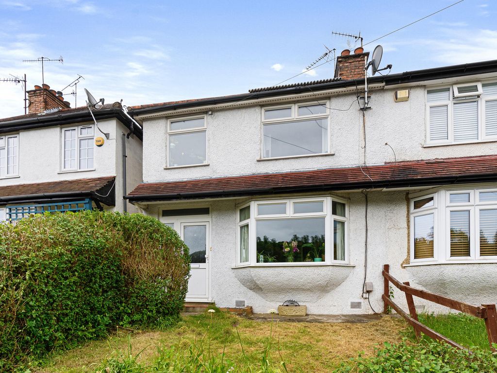 3 bed end terrace house for sale in Godstone Road, Whyteleafe CR3, £