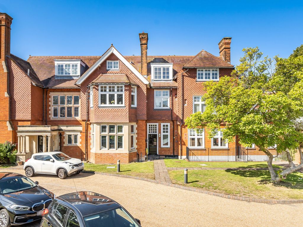 2 bed flat for sale in Rodway Road, Bromley BR1, £675,000 Zoopla