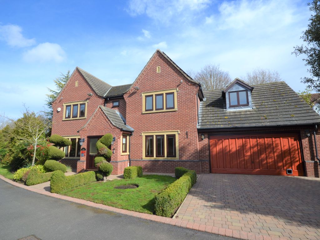 4 bed detached house for sale in Coxley Mount, Rossington, Doncaster