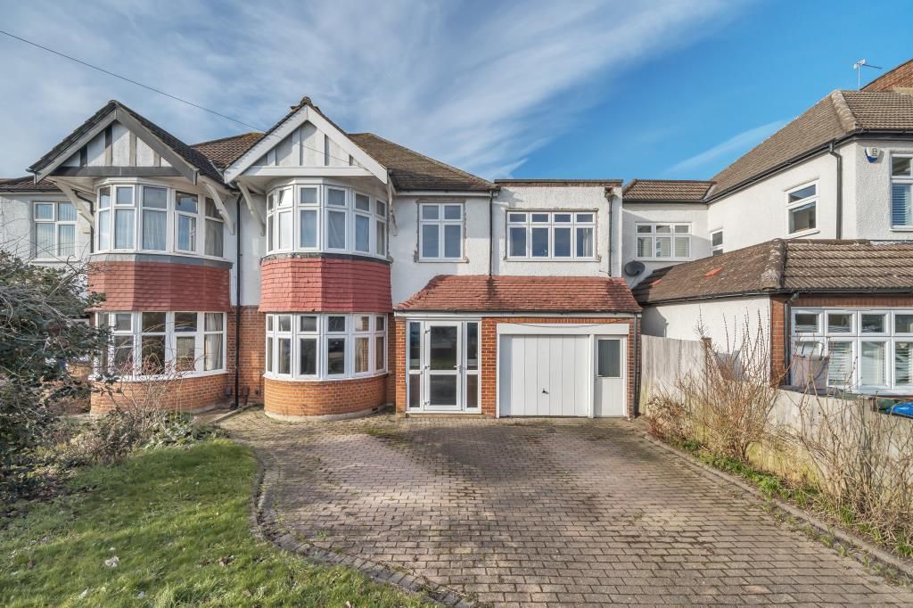 4 bed semidetached house for sale in Elgar Avenue, Surbiton KT5 Zoopla