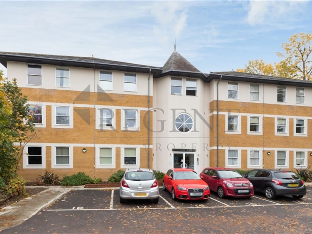 Cricket Green Mitcham CR4  