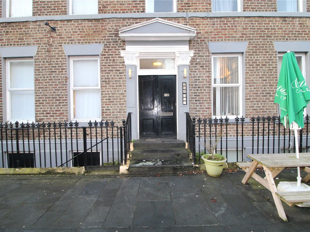 2 bed flat for sale in West Sunniside, Sunderland, Tyne And Wear SR1, £