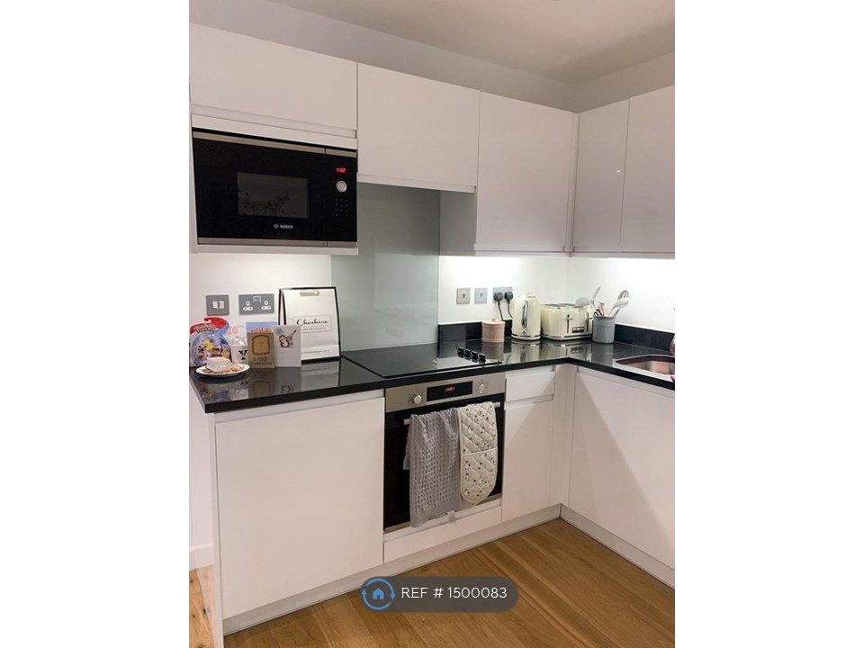 2 bed flat to rent in Fabrick, Cheadle Hulme, Cheadle SK8 Zoopla