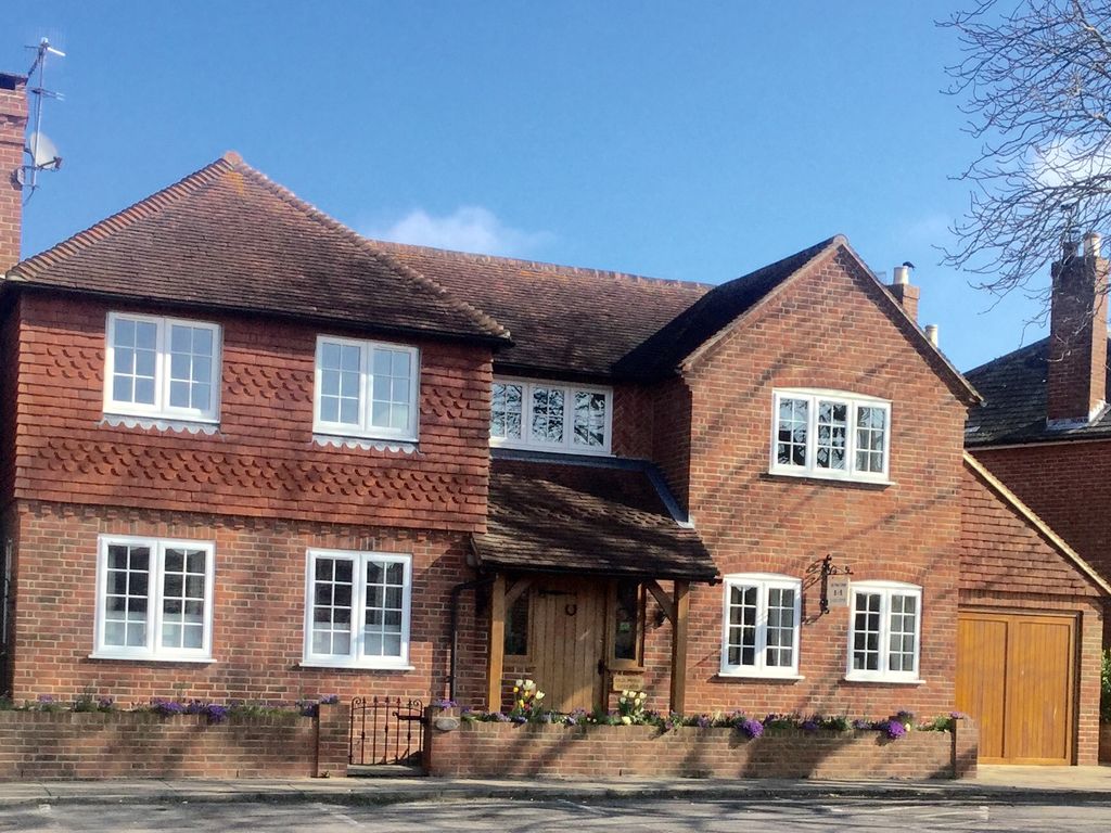 Property Details For Old Pond Cottage Billingshurst Road