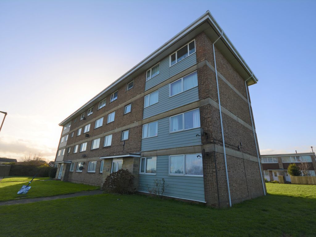 2 bed flat to rent in The Green, Cowes PO31 Zoopla
