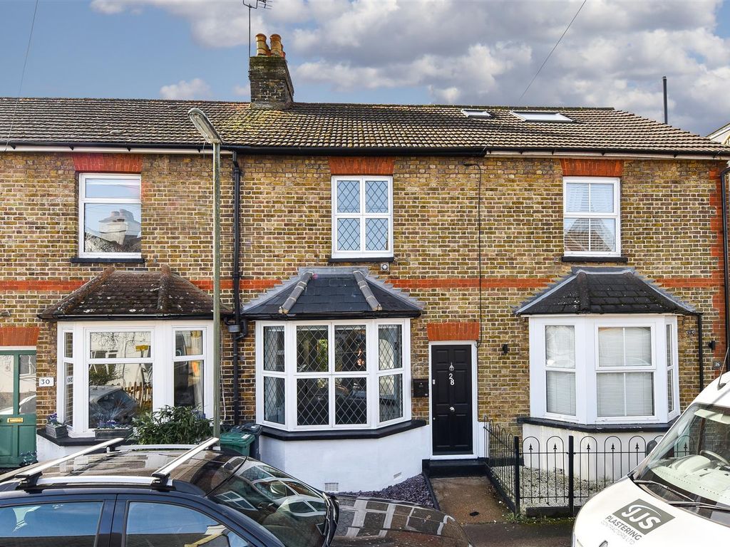 3 bed terraced house for sale in Oatlands Road, Burgh Heath, Tadworth